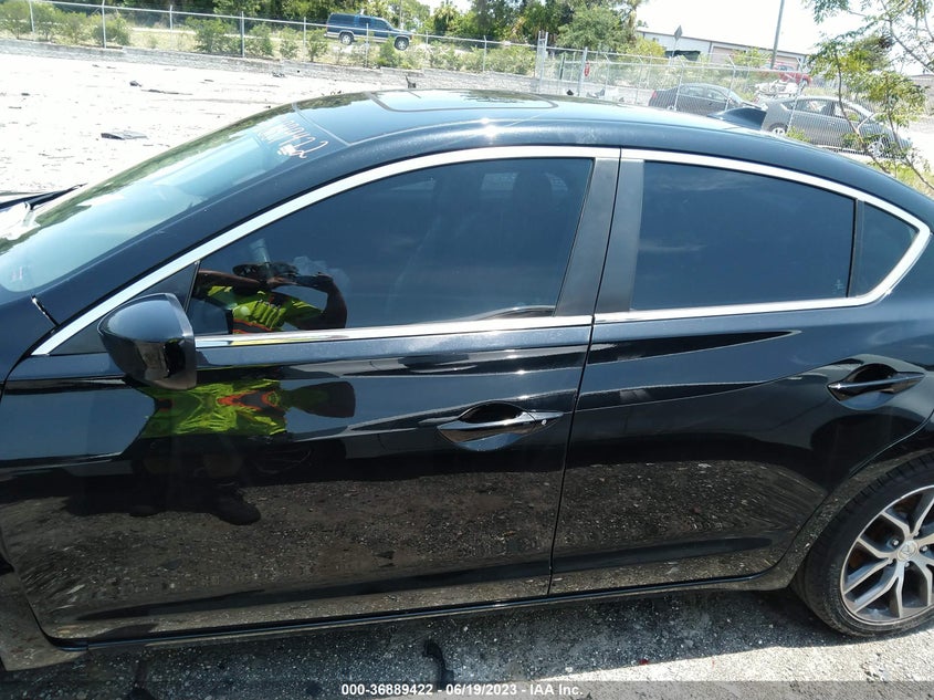 VIN 19UDE2F70KA003708 2019 ACURA ILX PREMIUM/TECHNOLOGY