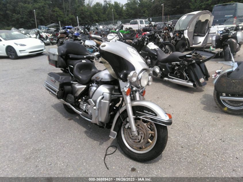 2003 HARLEY-DAVIDSON FLHTCUI ANNIVERSARY - 1HD1FCW413Y636137