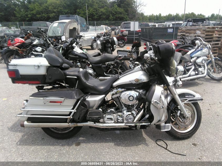 2003 HARLEY-DAVIDSON FLHTCUI ANNIVERSARY - 1HD1FCW413Y636137