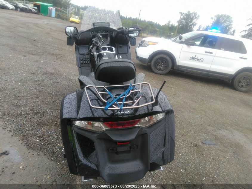 2013 HONDA GL1800 B - JH2SC6819DK001911