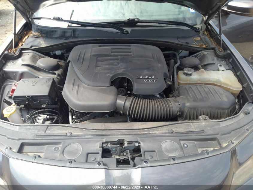 2019 CHRYSLER 300 300S - 2C3CCABG0KH686080