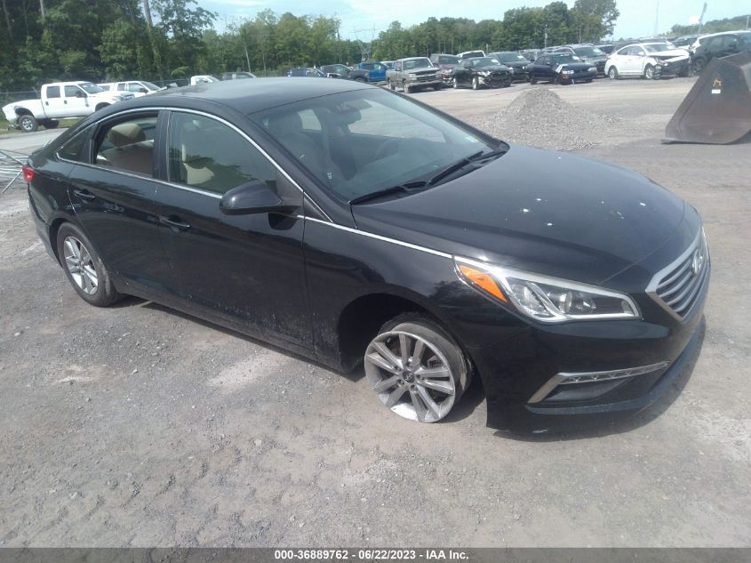 2015 HYUNDAI SONATA 2.4L SE - 5NPE24AF9FH211798