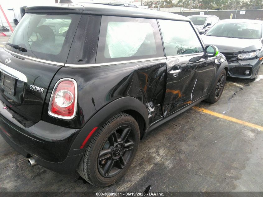 2013 MINI COOPER HARDTOP - WMWSU3C51DT688534