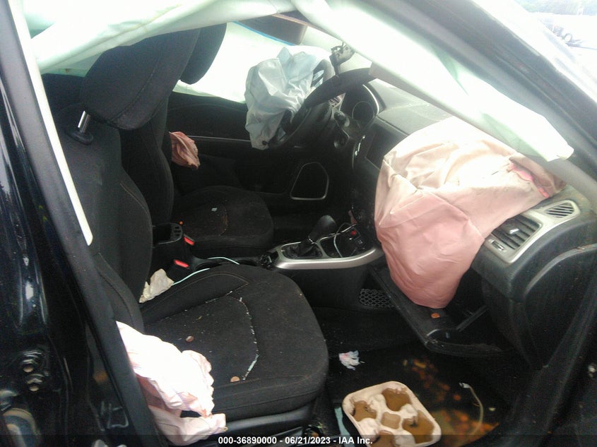 VIN 3C4NJCAB3KT763107 2019 JEEP COMPASS SPORT