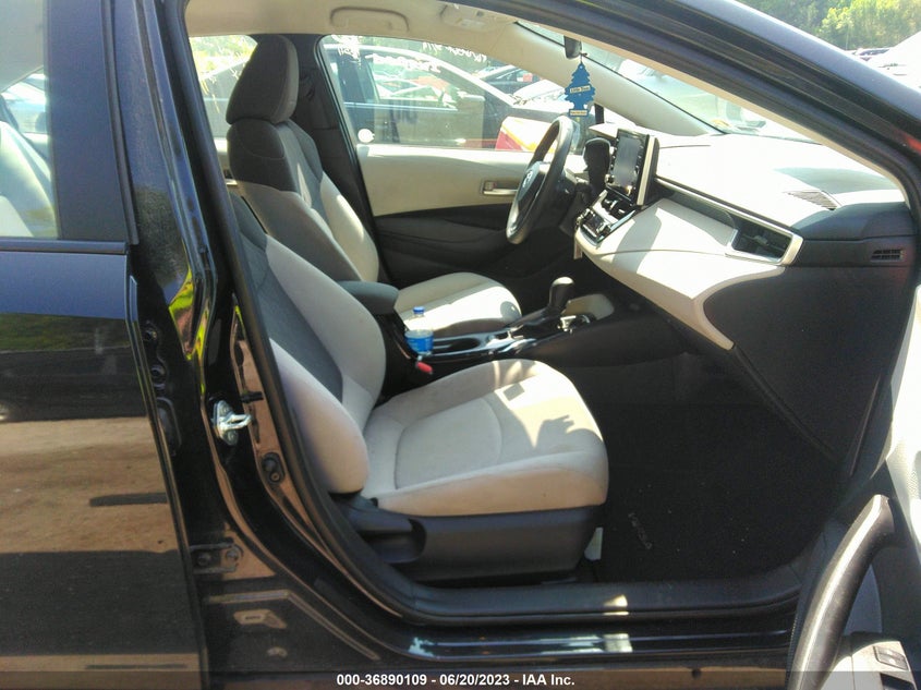 VIN 5YFEPMAE3MP231537 2021 TOYOTA COROLLA LE