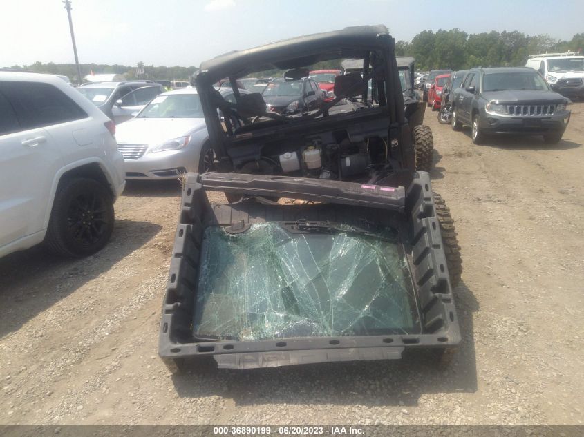 2019 CAN-AM DEFENDER XT CAB HD10 3JBUFAP47KK001126