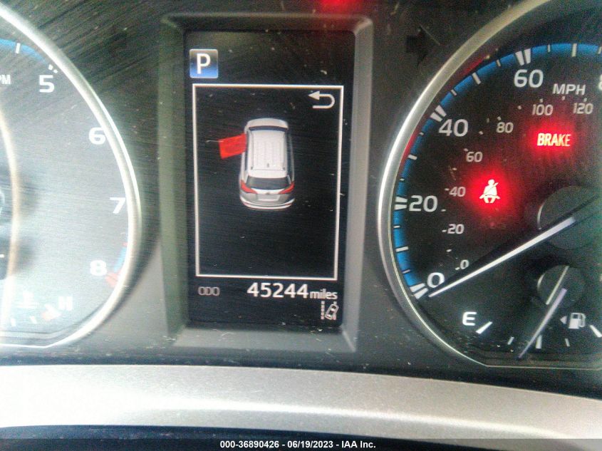 2018 TOYOTA RAV4 LE - JTMZFREV7JJ202392