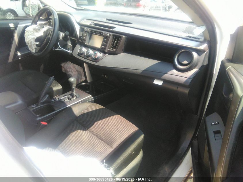 2018 TOYOTA RAV4 LE - JTMZFREV7JJ202392