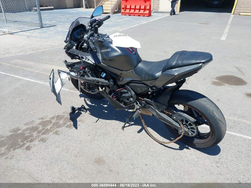 VIN ML5EXEN17NDA75999 2022 KAWASAKI EX650 N