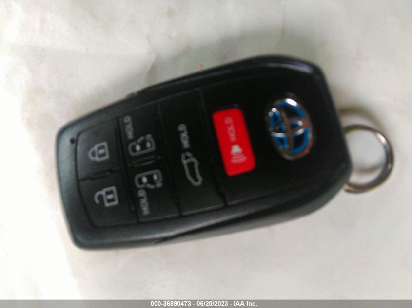 2022 TOYOTA SIENNA XLE - 5TDJSKFCXNS054809