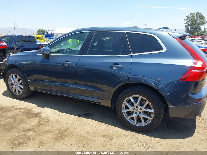 VIN LYV102RK7KB377869 2019 VOLVO XC60 MOMENTUM
