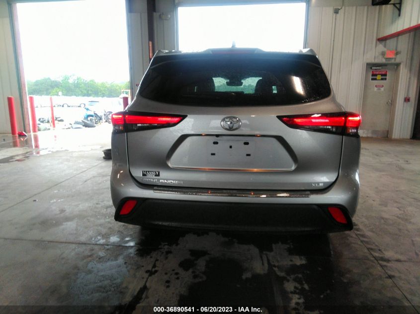 2022 TOYOTA HIGHLANDER XLE - 5TDHZRAH5NS542703
