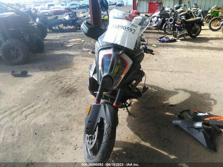 2022 KTM 1290 SUPER ADVENTURE S VBKV79409NM960061