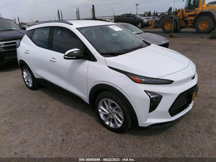 2023 CHEVROLET BOLT EUV LT - 1G1FY6S00P4100632