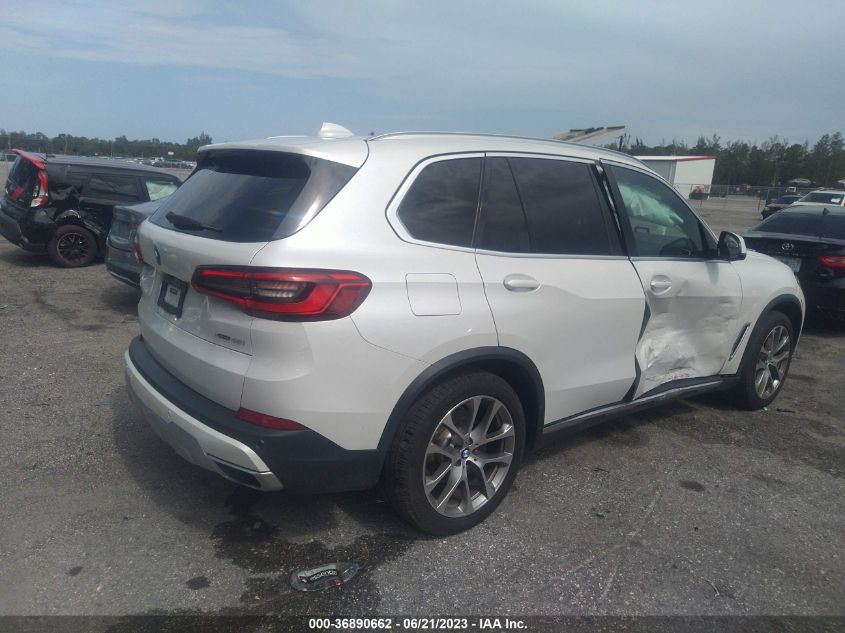 5UXCR6C54KLK83774 BMW X5 XDRIVE40I 4