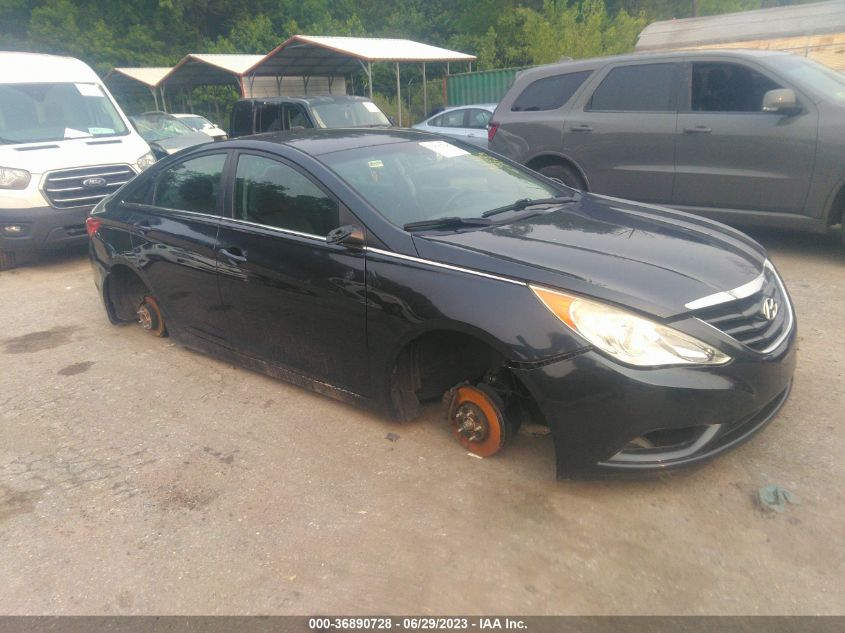 2013 HYUNDAI SONATA GLS - 5NPEB4AC4DH713850