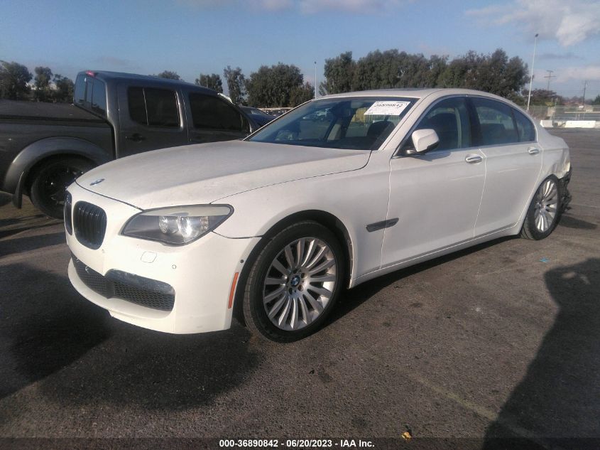 2013 BMW 7 SERIES 740I - WBAYA6C58DC994988