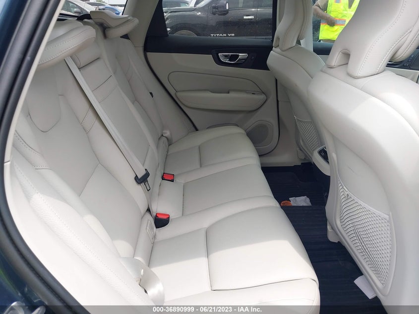 VIN LYV102DL5KB255463 2019 VOLVO XC60 INSCRIPTION