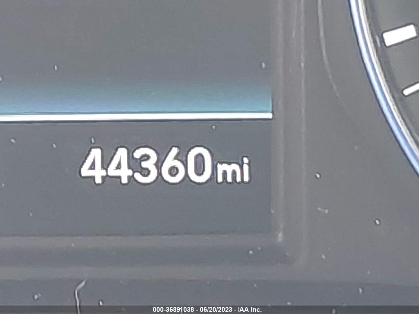 2018 HYUNDAI KONA ULTIMATE - KM8K53A56JU138377