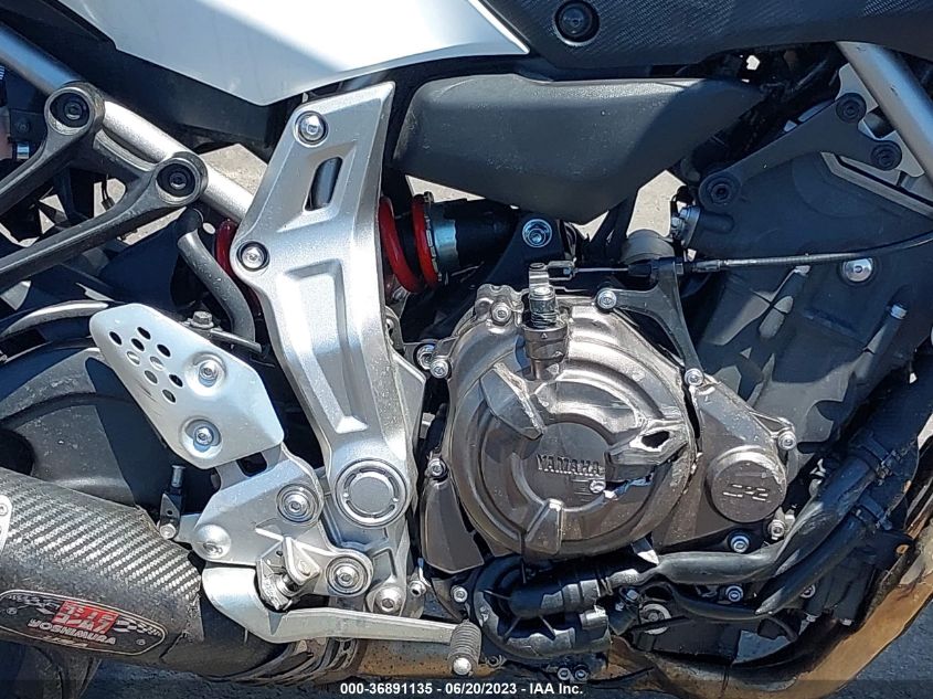 2015 YAMAHA FZ07 JYARM06E3FA003326