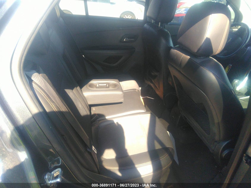 VIN KL7CJLSB1JB681072 2018 CHEVROLET TRAX 1LT