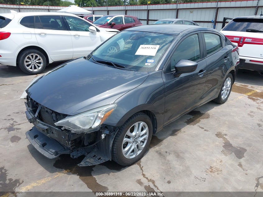 VIN 3MYDLBYV8JY313844 2018 TOYOTA YARIS IA