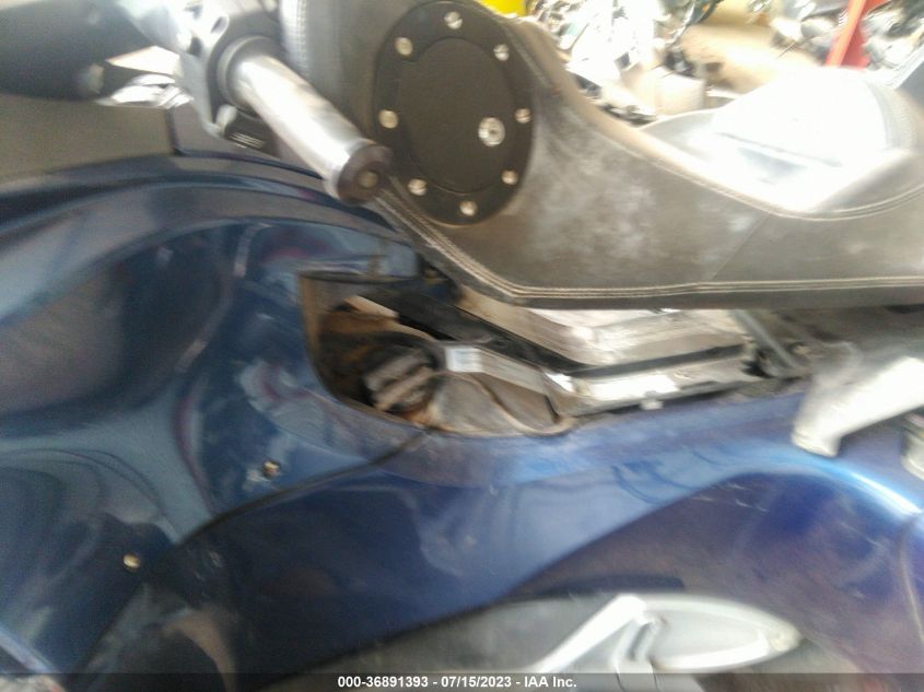 2010 CAN-AM SPYDER ROADSTER RT 2BXJBKC18AV002107
