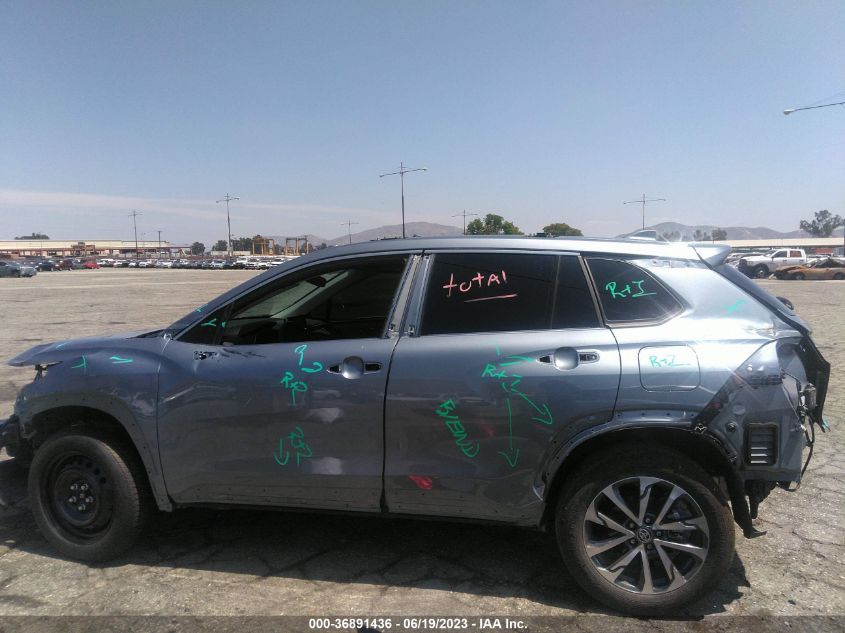 2022 TOYOTA COROLLA CROSS XLE - 7MUDAABG9NV039047