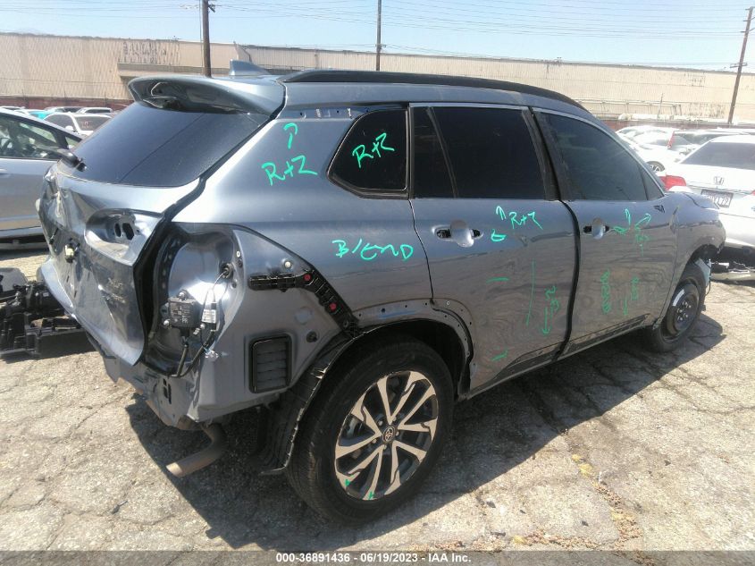 2022 TOYOTA COROLLA CROSS XLE - 7MUDAABG9NV039047