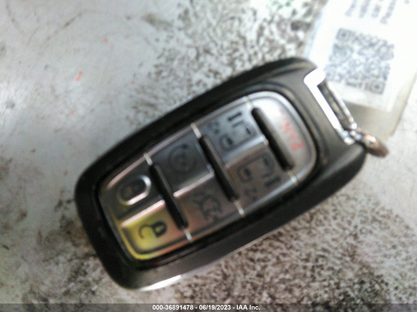 VIN 2C4RC1DGXMR566500 2021 CHRYSLER VOYAGER LXI