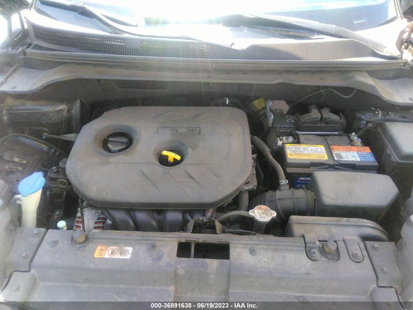 2015 KIA SOUL + - KNDJP3A51F7160559