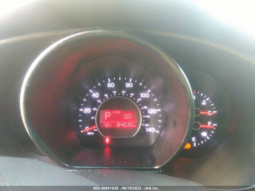2015 KIA SOUL + - KNDJP3A51F7160559