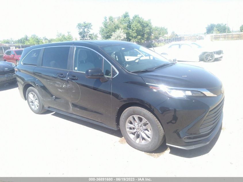2022 TOYOTA SIENNA LE - 5TDKRKEC5NS075505