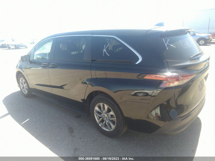2022 TOYOTA SIENNA LE - 5TDKRKEC5NS075505