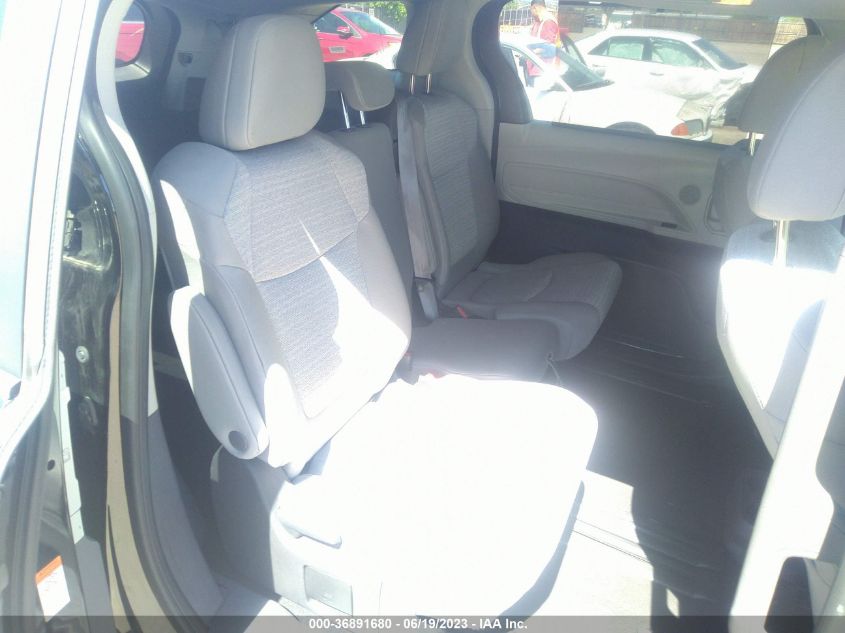 2022 TOYOTA SIENNA LE - 5TDKRKEC5NS075505