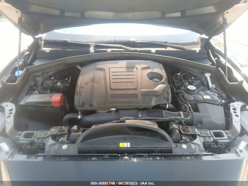 2018 JAGUAR F-PACE 25T PREMIUM - SADCJ2FX2JA276187