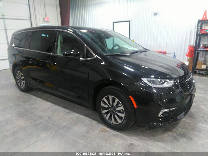 2023 CHRYSLER PACIFICA - 2C4RC1L71PR555889