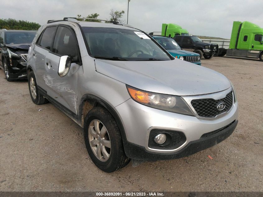 2013 KIA SORENTO LX - 5XYKT3A68DG350562