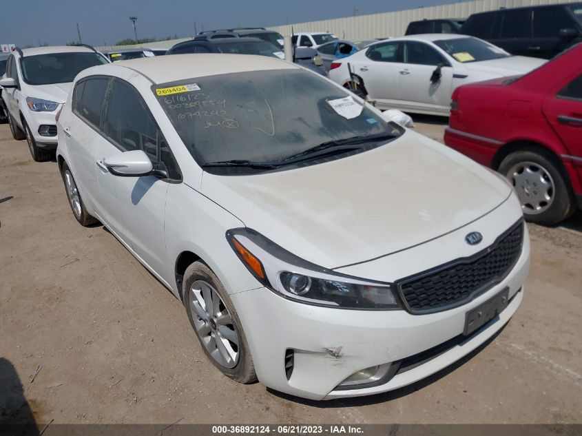 KNAFK5A83H5674242 KIA FORTE5 LX 2017