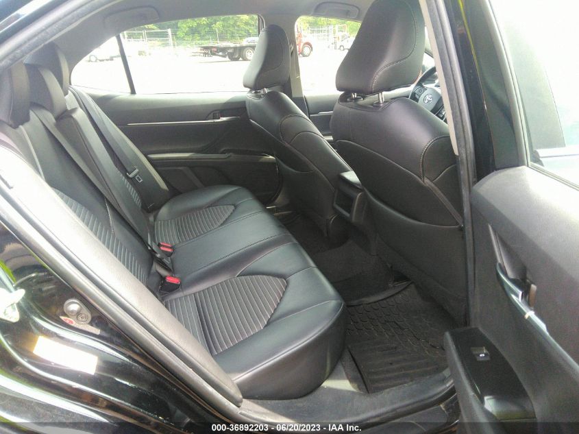2018 TOYOTA CAMRY LE/SE/XLE/L - 4T1B11HK2JU556351