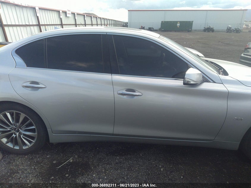 VIN JN1EV7AR2JM610850 2018 INFINITI Q50 3.0T LUXE