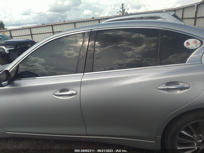 VIN JN1EV7AR2JM610850 2018 INFINITI Q50 3.0T LUXE