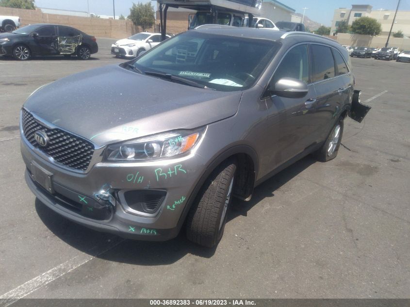 2016 KIA SORENTO LX - 5XYPG4A39GG138151