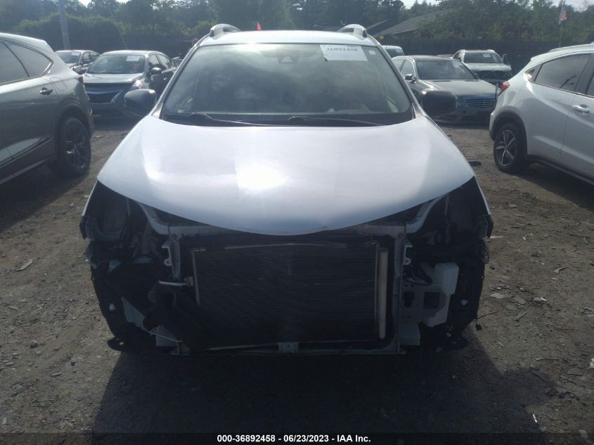 2018 TOYOTA RAV4 LE - JTMBFREV7JJ746294