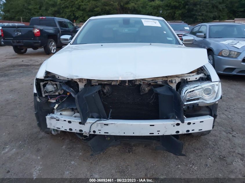 2015 CHRYSLER 300 300C PLATINUM - 2C3CCAPGXFH867833