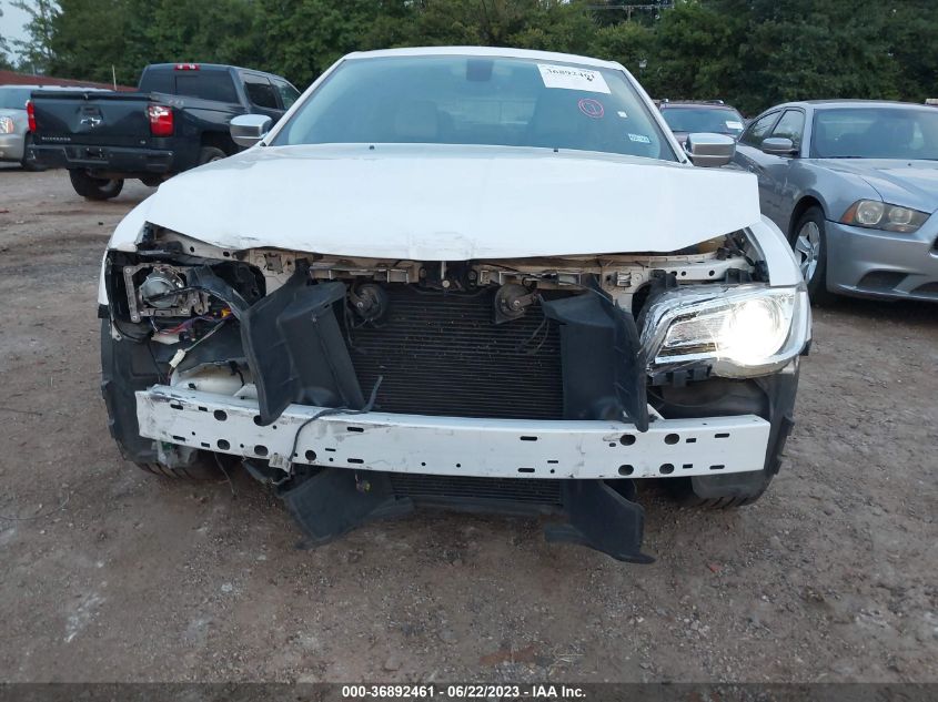 2015 CHRYSLER 300 300C PLATINUM - 2C3CCAPGXFH867833