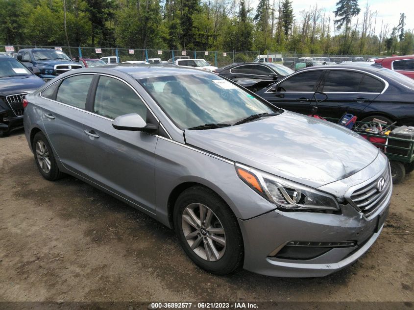 2015 HYUNDAI SONATA 2.4L SE - 5NPE24AF2FH228751