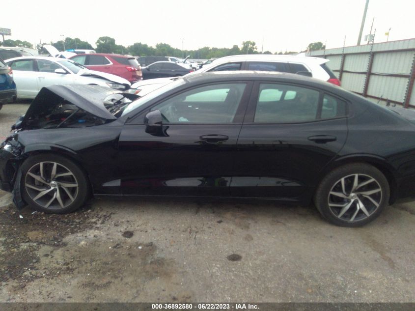2019 VOLVO S60 T5 MOMENTUM - 7JR102FKXKG016131