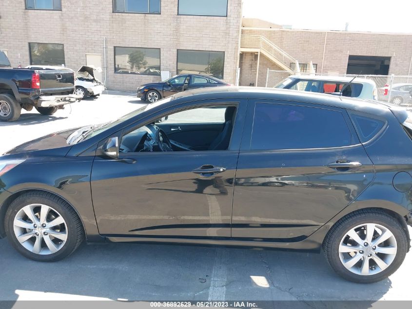 2013 HYUNDAI ACCENT SE - KMHCU5AEXDU137952