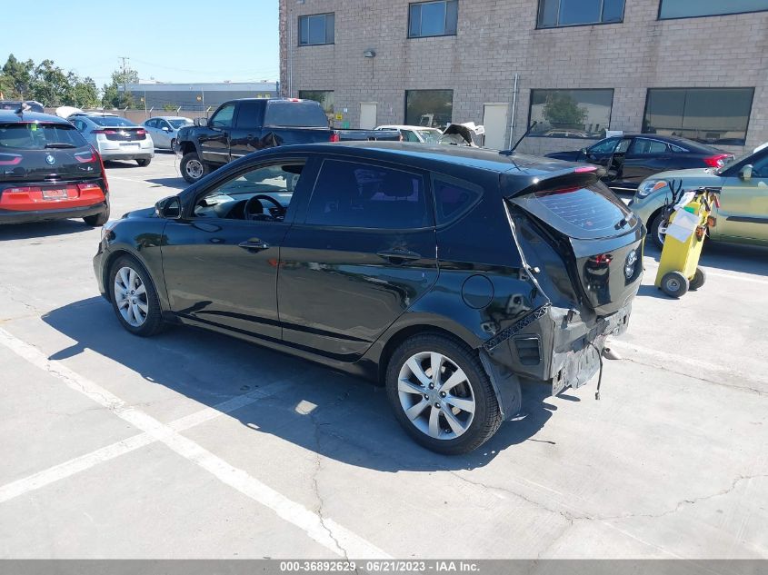 2013 HYUNDAI ACCENT SE - KMHCU5AEXDU137952